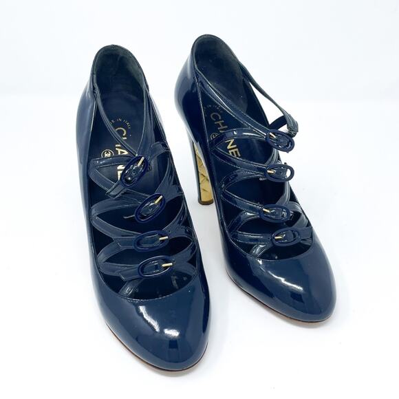 CHANEL Quilted Patent Leather Strappy Heels Navy Blue Gold EU 38 - Picture 7 of 9